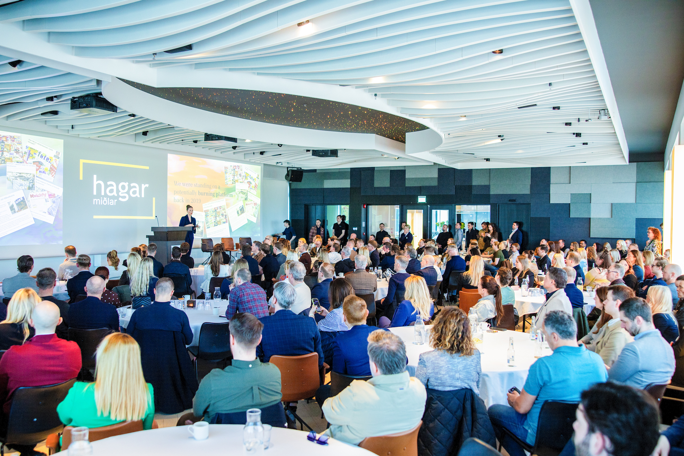 Húsfylli á fyrsta viðburði Haga miðla